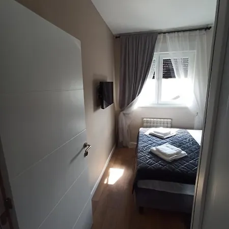 I&n 아파트 즐라티보